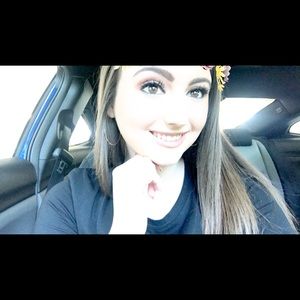 Meet your Posher, Lexi